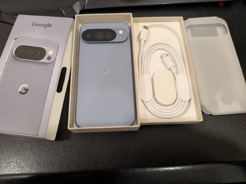 Google Pixel 10 Pro moonstone barely used 3