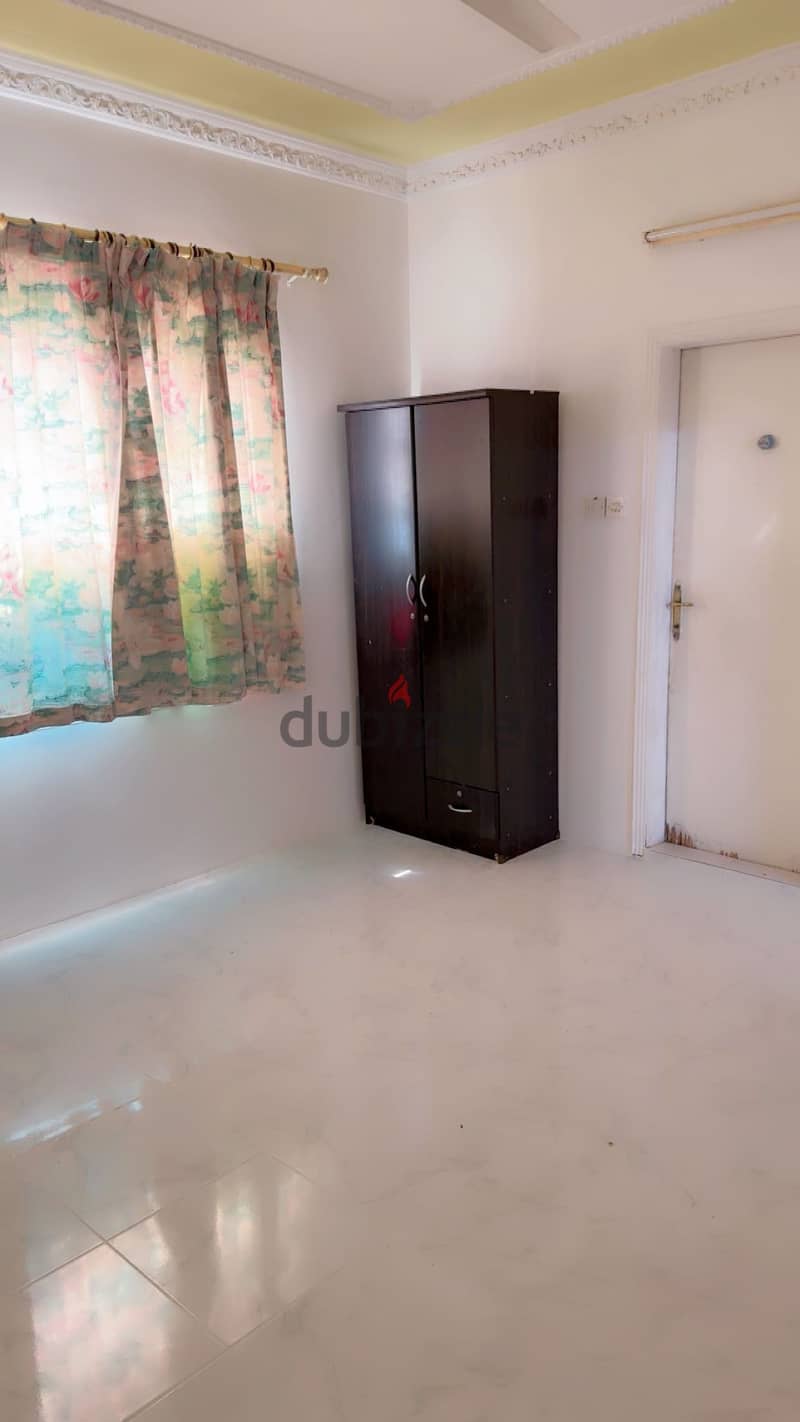 Excellent flat for rent 4