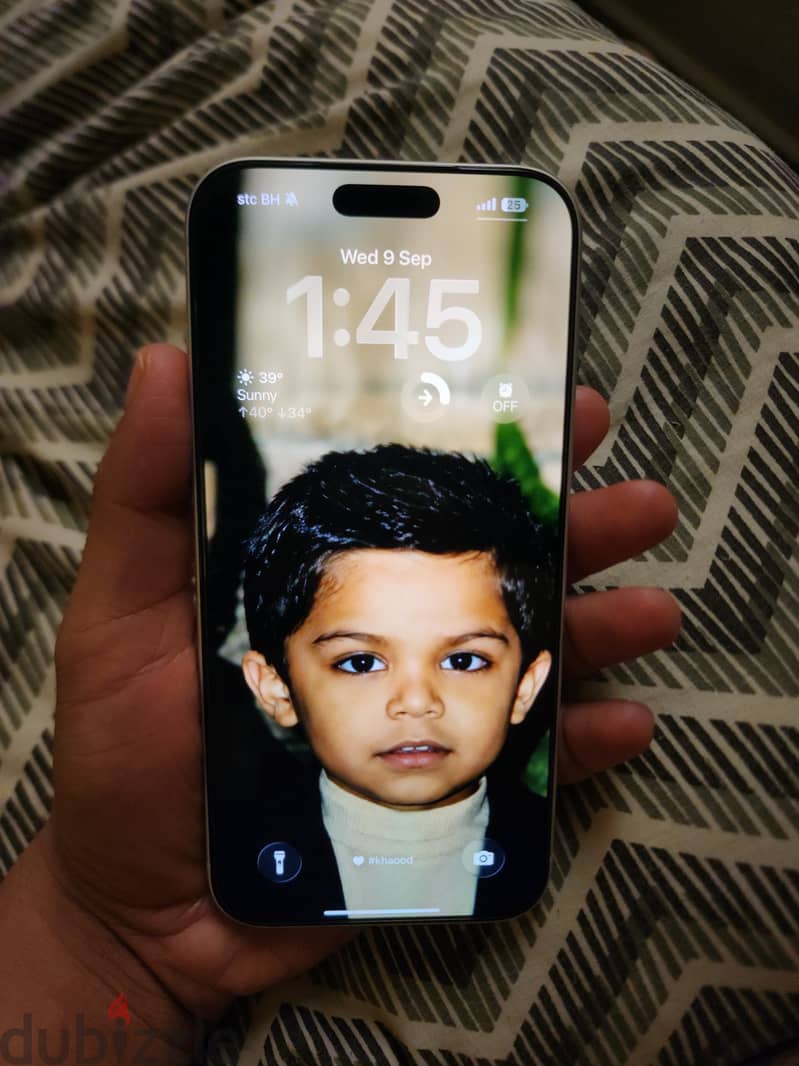 Apple - iPhone 17 Pro Max 1