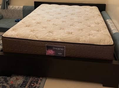 Dreamer medicated mattress