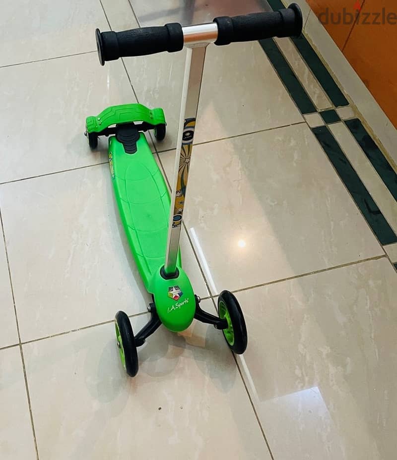 Kids 3-Wheel Scooter, foldable-BHD 2.5 2
