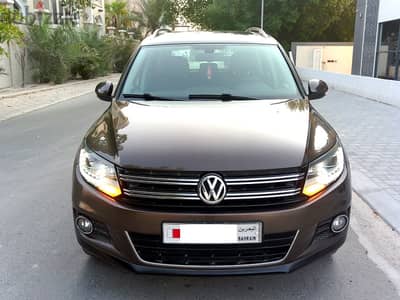 Volkswagen Tiguan 2012 FULL OPTION URGENT FOR SALE