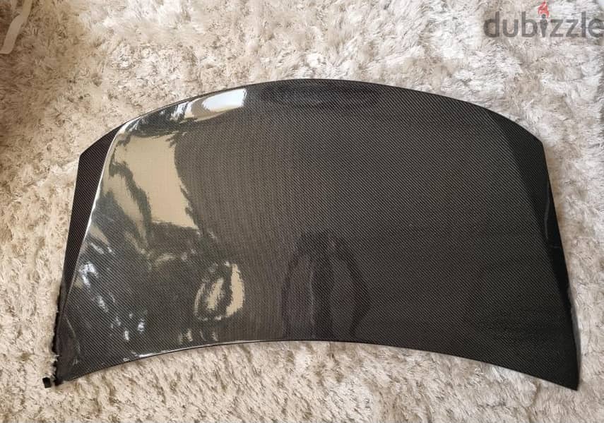GTR R35 CARBON FIBER TRUNK 2