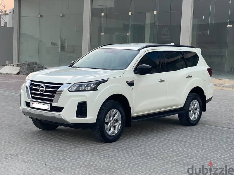Nissan Xterra SE 2022 White 1
