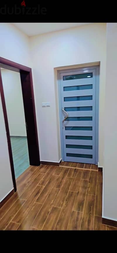 1 bedroom for rent with attached toilet.