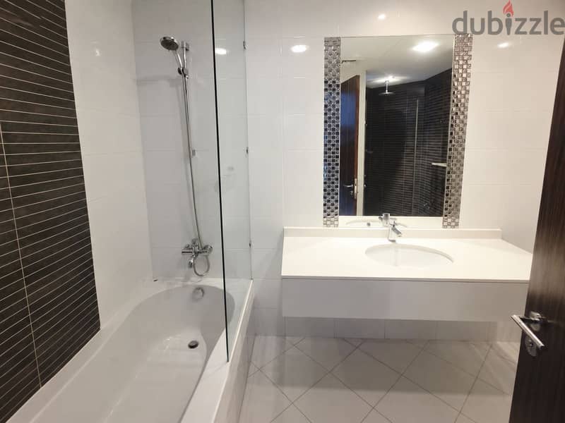 Sea View | Navy Approved | 5 stars Facilities | Inclusive | D. Owner 8