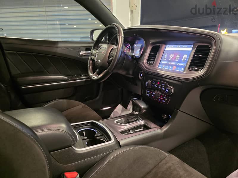 Dodge Charger 2023 4