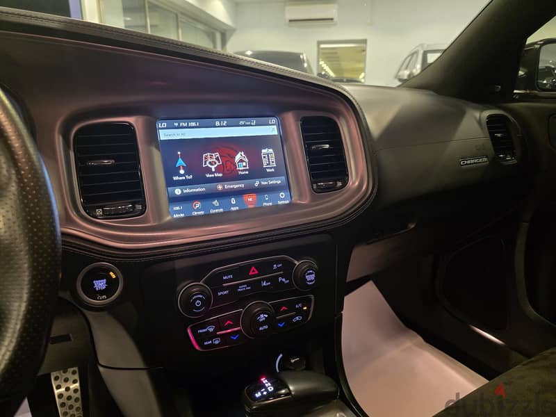 Dodge Charger 2023 8