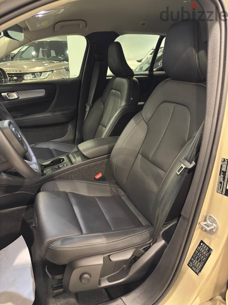Volvo XC40 2025 5