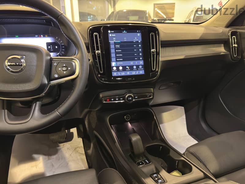 Volvo XC40 2025 11