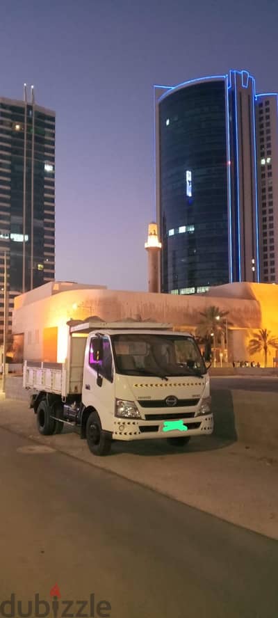 Hino dumper