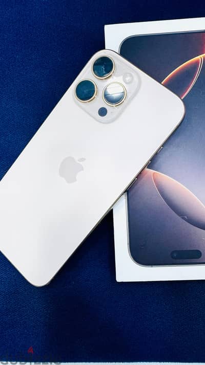 Apple - iPhone 16 Pro Max