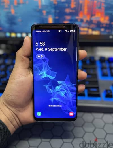 Samsung Galaxy S9 – 256 GB CLEAN CONDITION