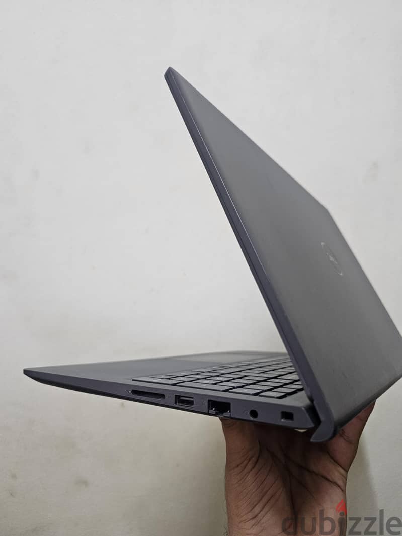Dell Vostro 11th 3