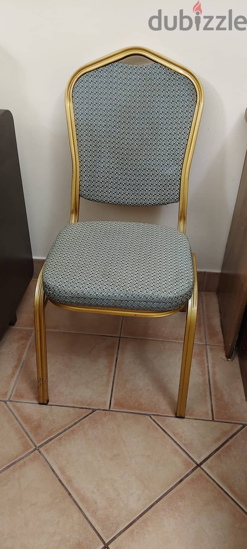 Small sofa ,chairs,for sale 3