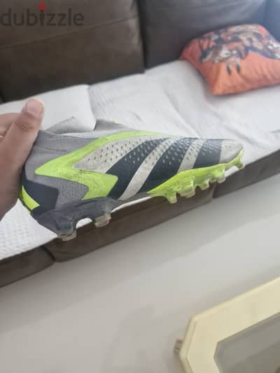 Adidas Predator accuracy crazyfast