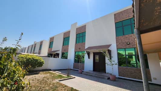 ,للايجار كامبوند فيلا في سندcompund villa for rent in Sanad