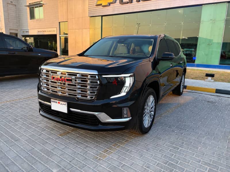 GMC Acadia Denali 2026 Only 3500 KM جمس دينالي اكاديا فل اوبشن 1