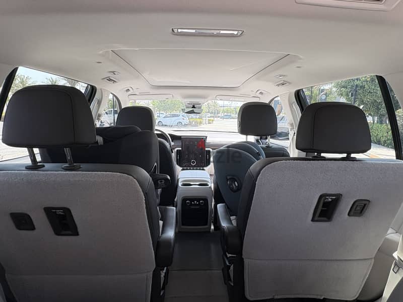 GMC Acadia Denali 2026 Only 3500 KM جمس دينالي اكاديا فل اوبشن 12