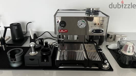 Coffe machine like new wery clean lelit