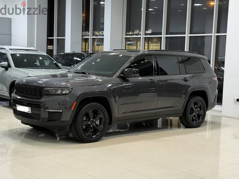 Jeep Grand Cherokee 2022 Grey 1