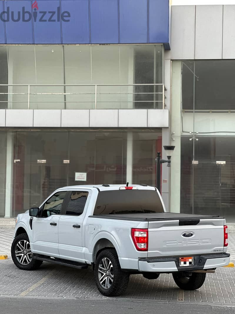 FORD F-150 XLT V8 2022 SILVER 2