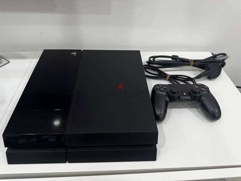 Playstation 4 500 GB jailbroken مبرمج مع ألعاب 2