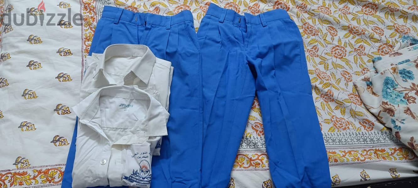 Al Noor school uniform set size 4 and size 6 1