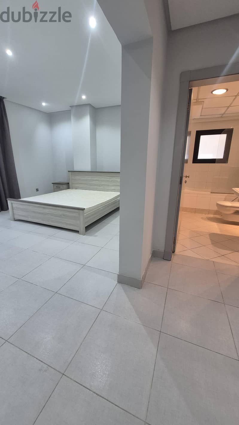 Flat For Rent 4