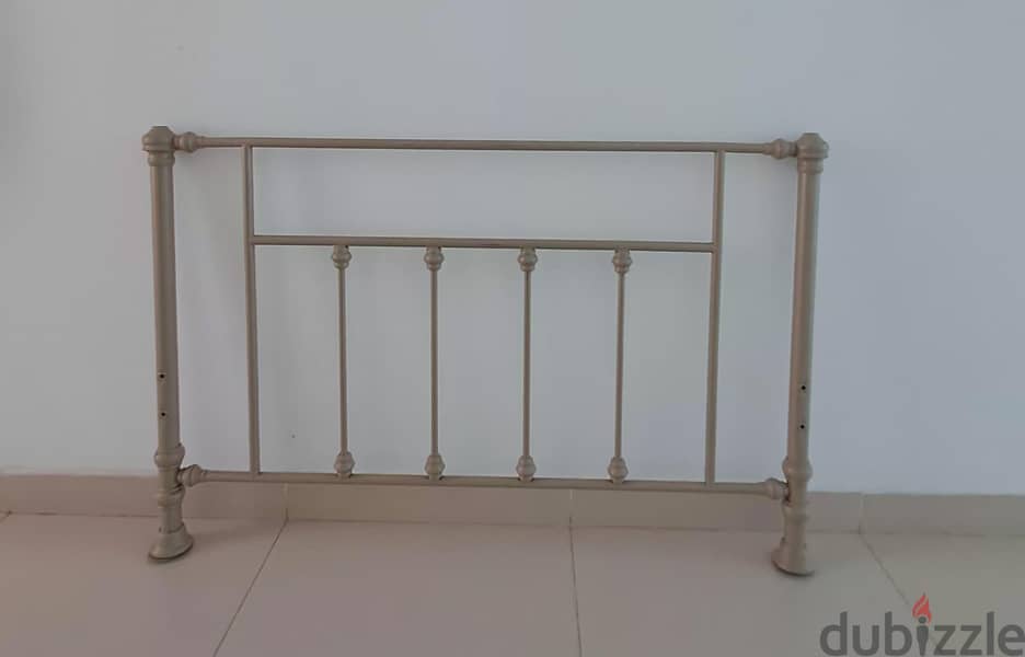 Bed frame with mattress (Size 120x200) 4