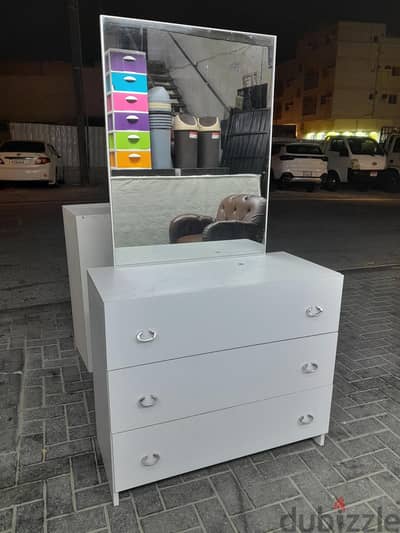 dressing table