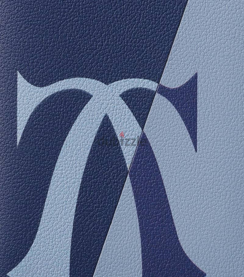 • Must de Cartier Card Holder 3