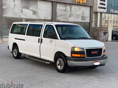 GMC Savana 2018 White