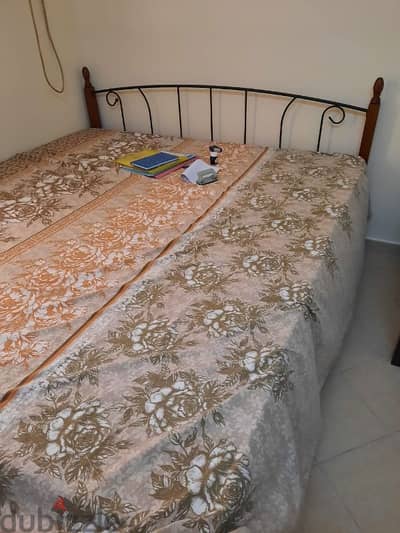 double bed with mattress