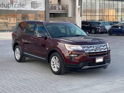 Ford Explorer XLT 2019 Maroon