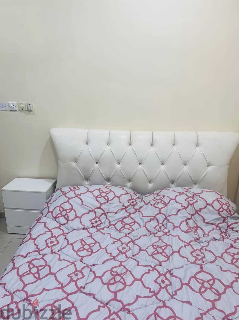 Luxury White Bedroom Set for Sale – Complete Package 1