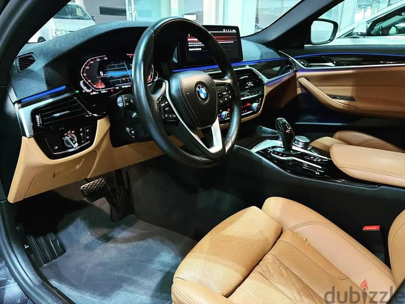 BMW 520i 2023 Full option 41000 km only 4