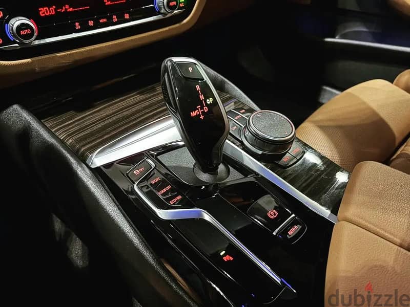 BMW 520i 2023 Full option 41000 km only 10