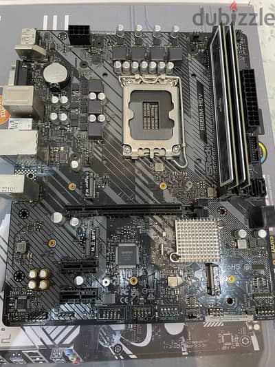 للبيع كومبو رامات DDR4 16GB و B660M-HDV