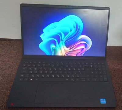 Dell Vostro 3520 i5-1135G7 8GB RAM 256GB NVMe SSD Iris Xe Graphics 88