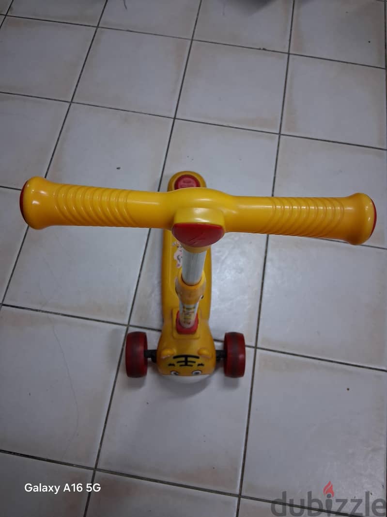 kids scooter urgent for sale 2