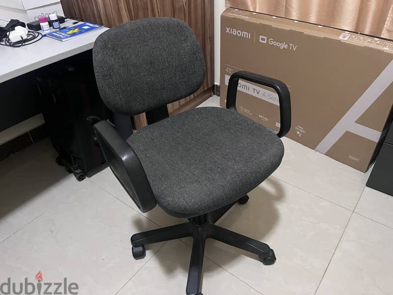 Office Chair, Excellent Condition 1