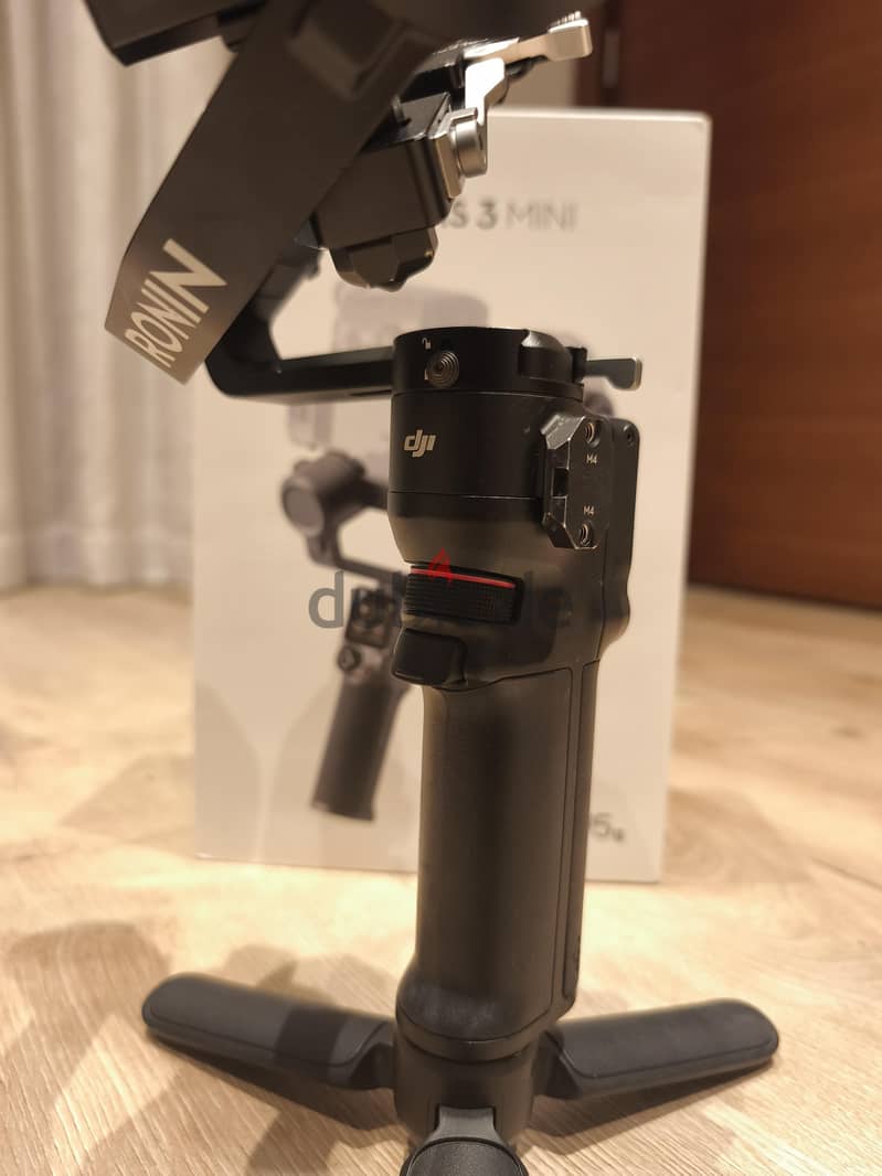 dji rs3 mini Gimble with quick release system 1