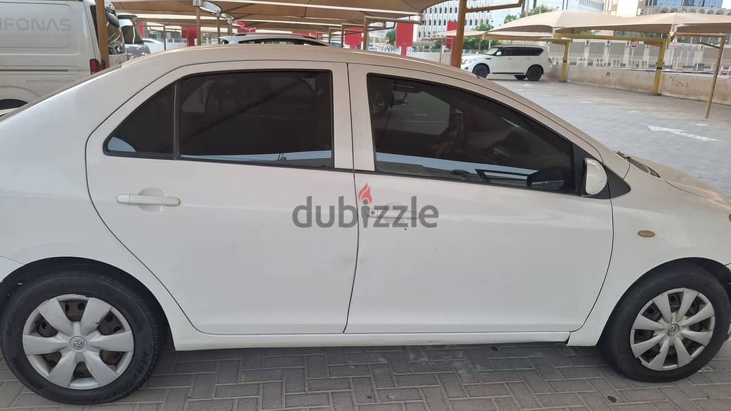 Toyota Yaris 2009 1