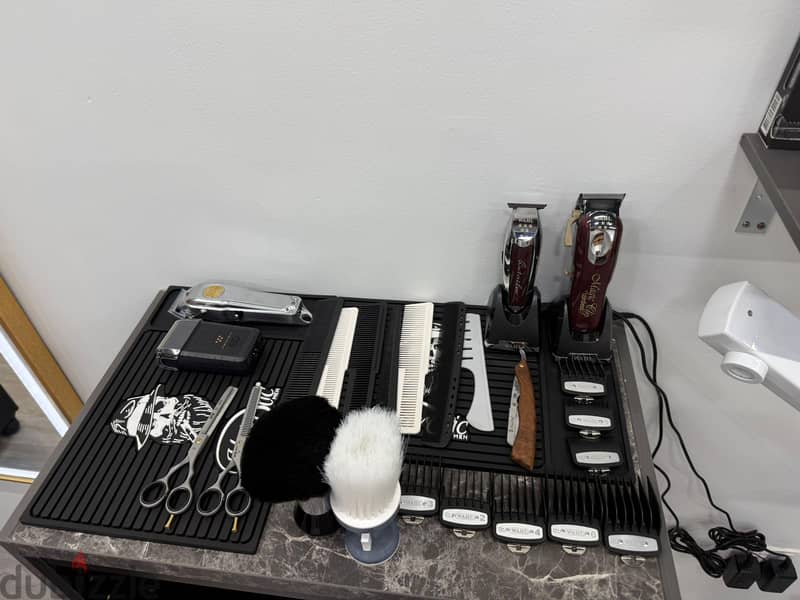 Salon for Sale with mezzanine floor - 5800 bd 8