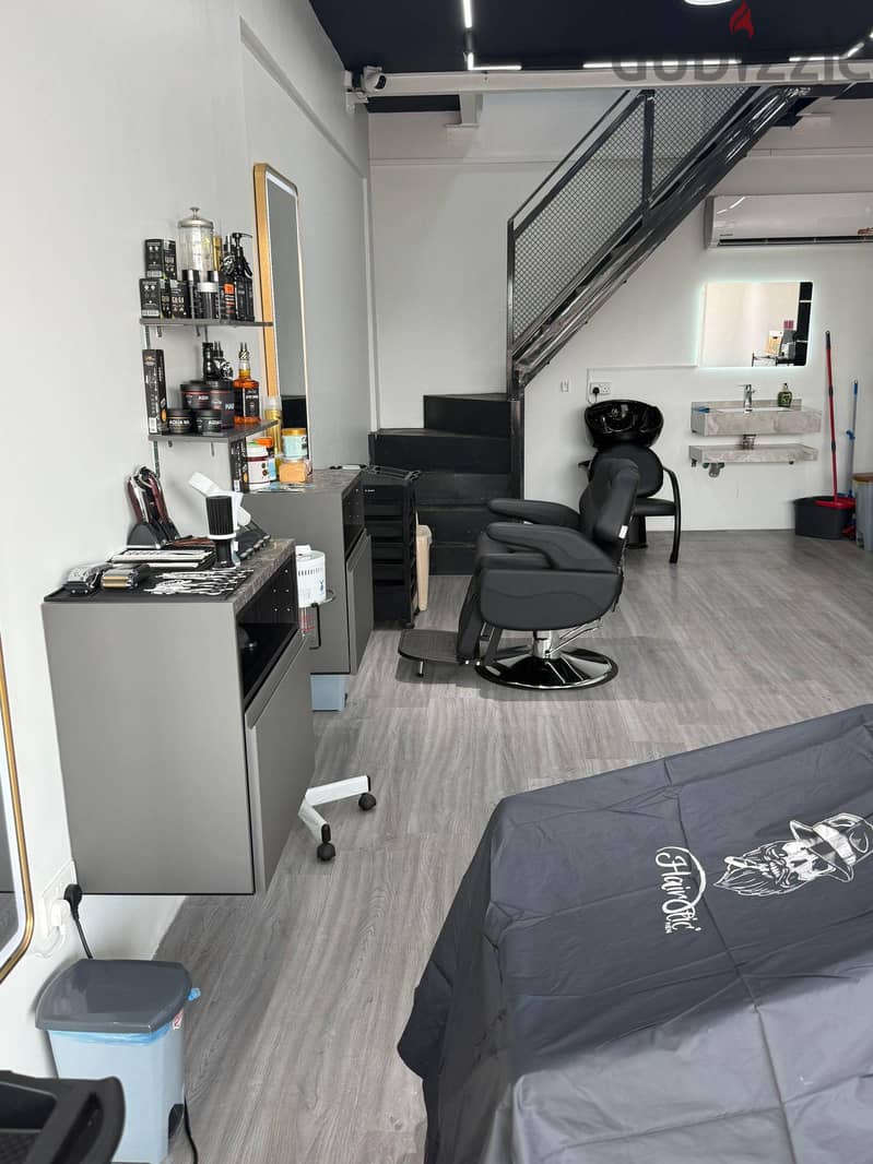 Salon for Sale with mezzanine floor - 5800 bd 9
