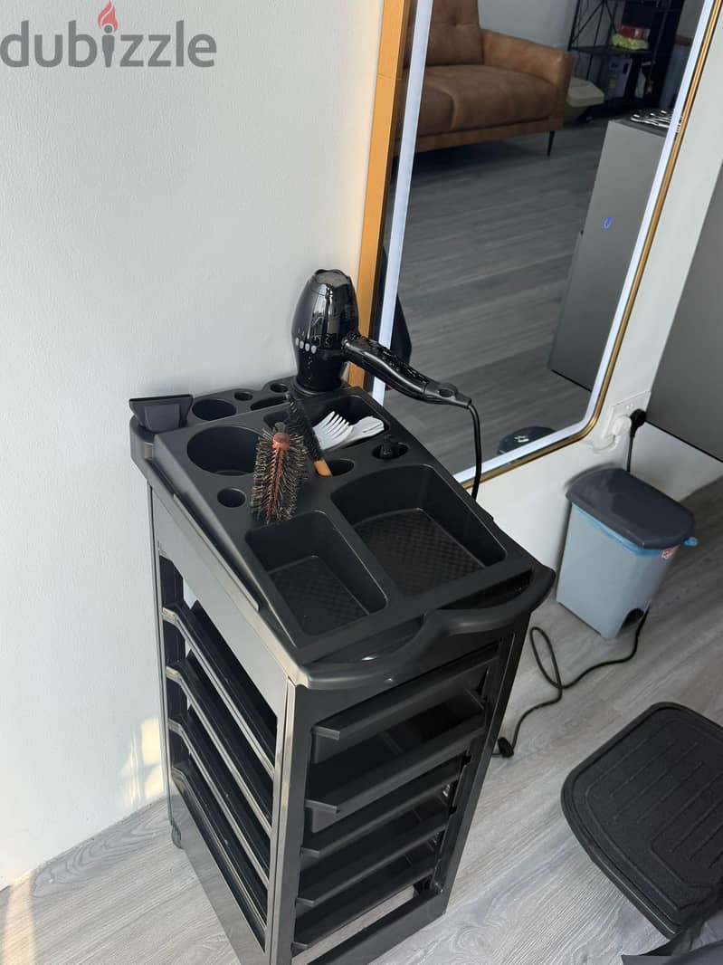 Salon for Sale with mezzanine floor - 5800 bd 10