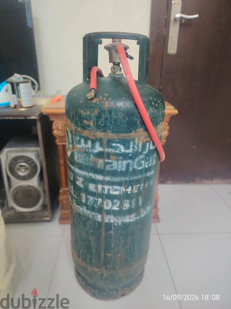 Geepas 2-Burner Gas Stove + Empty Gas Cylinder  - 30 BD 1