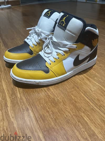 Nike air Jordan 1 mid yellow ochre