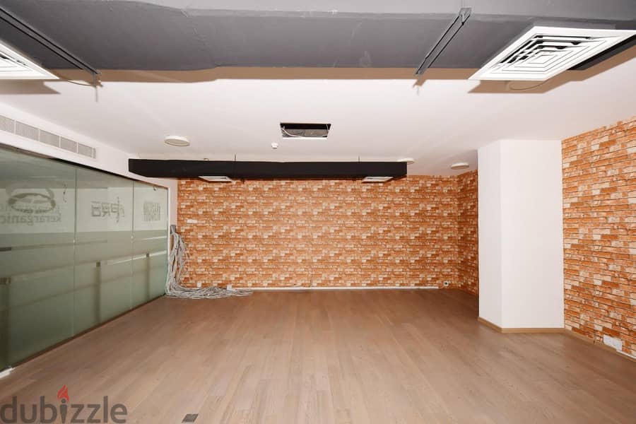 Special offer - Showroom/ STORE FOR RENT 7